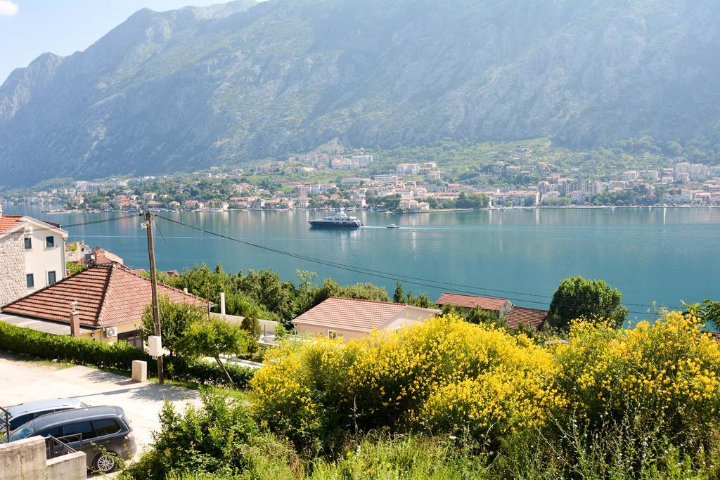 Apartments Panorama Kotor Luaran gambar