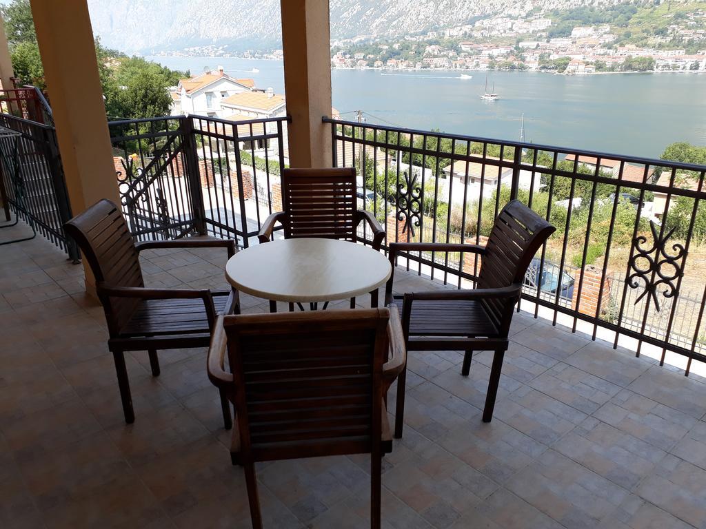 Apartments Panorama Kotor Luaran gambar